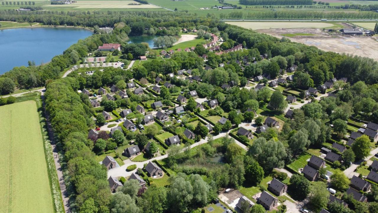 Vakantiepark 'T Broeckhuys Ewijk Exterior foto