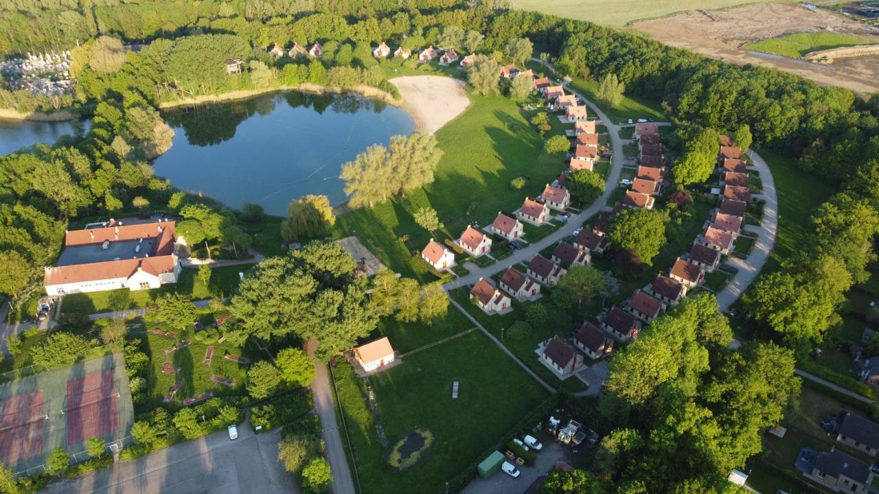 Vakantiepark 'T Broeckhuys Ewijk Exterior foto